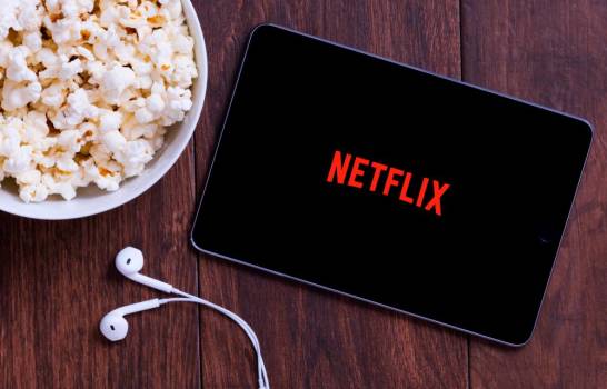 Por la pandemia, Netflix suma casi 16 millones de nuevos usuarios
